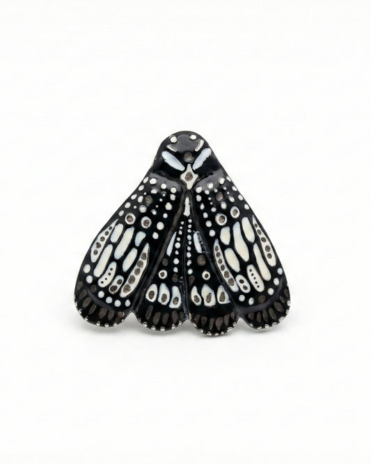 Brošňa Nočný motýľ čierny