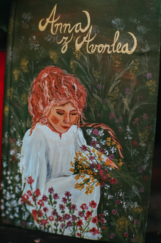 Lucy M. Montgomeryová - Anna z Avonlea (Kniha s maľovanou väzbou) 5
