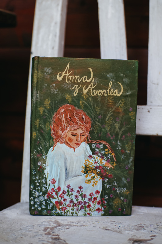 Lucy M. Montgomeryová - Anna z Avonlea (Kniha s maľovanou väzbou) 8