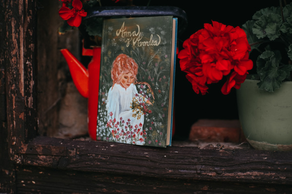 Lucy M. Montgomeryová - Anna z Avonlea (Kniha s maľovanou väzbou) 6